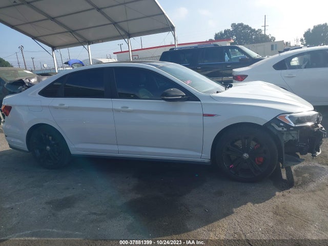2021 VOLKSWAGEN JETTA GLI 2.0T AUTOBAHN/2.0T S VIN: 3VW6T7BU2MM088205