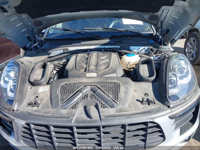 2016 PORSCHE MACAN WP1AB2A57GLB56709 Photo 9