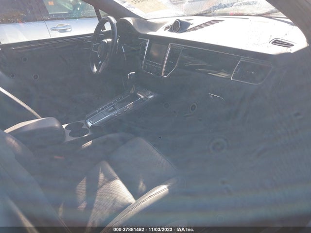 2016 PORSCHE MACAN WP1AB2A57GLB56709 Photo 4