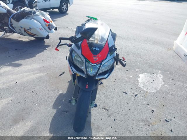 2017 APRILIA RSV4 ZD4KEU004HS000041 Photo 4