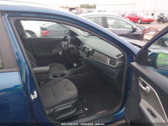KNDCB3LC3H5089950 KIA NIRO LX