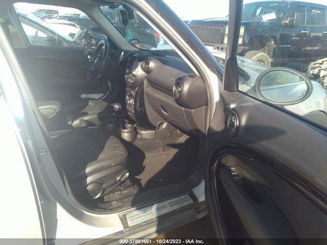 2014 MINI COOPER COUNTRYMAN WMWZB3C50EWR37751 Photo 4