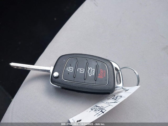 Hyundai SONATA SE 2015 5NPE24AF5FH073693 Image 11