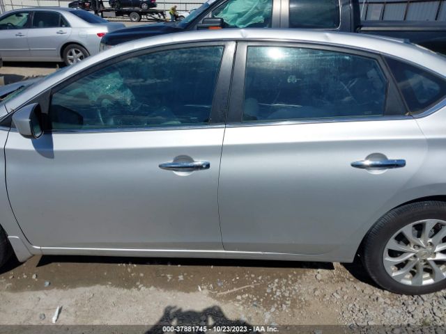 3N1AB7AP8JY310068 Nissan SENTRA SV