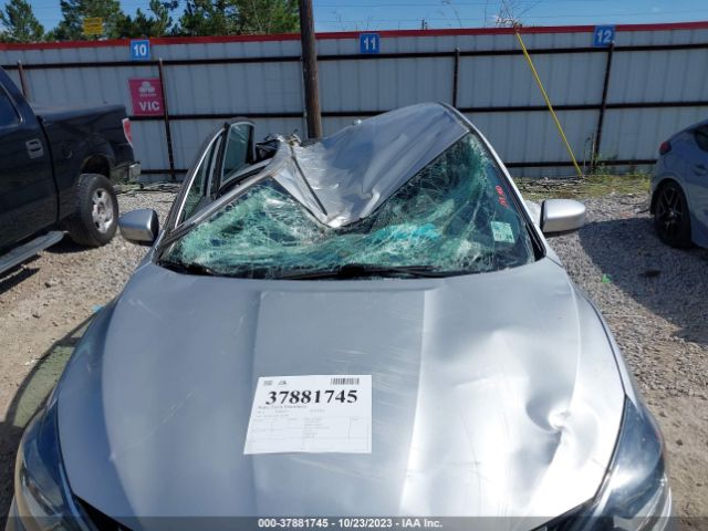 3N1AB7AP8JY310068 Nissan SENTRA SV