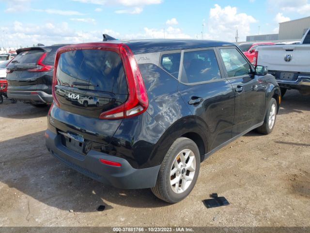 KNDJ23AU6N7176213 KIA SOUL LX
