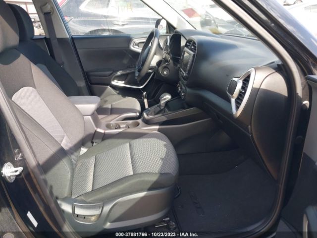 KNDJ23AU6N7176213 KIA SOUL LX