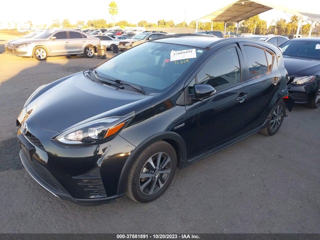 2018 TOYOTA PRIUS C TWO VIN: JTDKDTB35J1601924