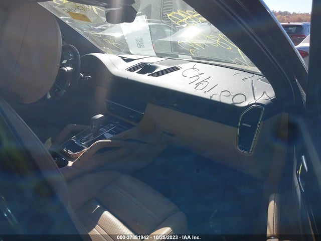 2019 PORSCHE CAYENNE WP1AB2AY9KDA60772 Photo 4