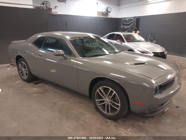 2C3CDZGG5KH676195 - Dodge Challenger Sxt 2019