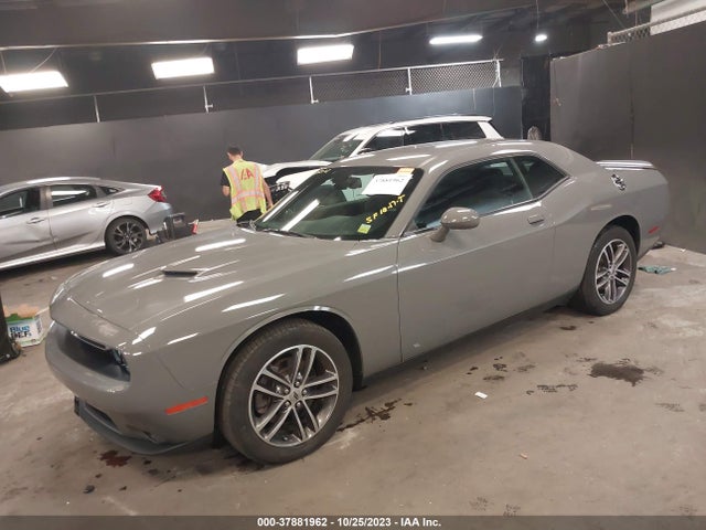 2019 DODGE CHALLENGER SXT VIN: 2C3CDZGG5KH676195