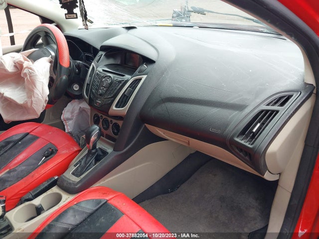 2014 FORD FOCUS SE VIN: 1FADP3F25EL323267