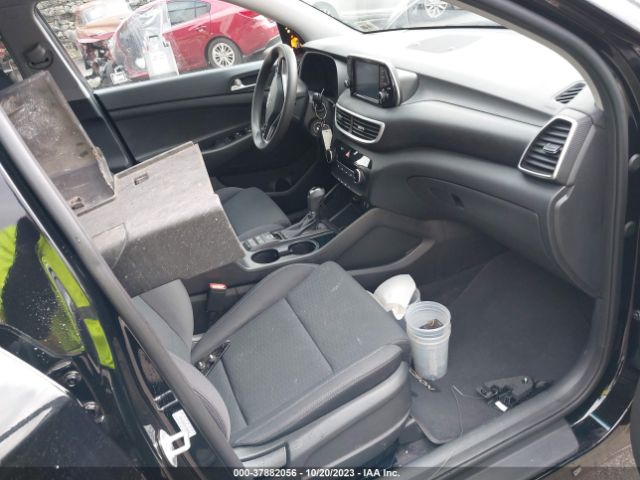 KM8J2CA47KU938439 Hyundai TUCSON SE