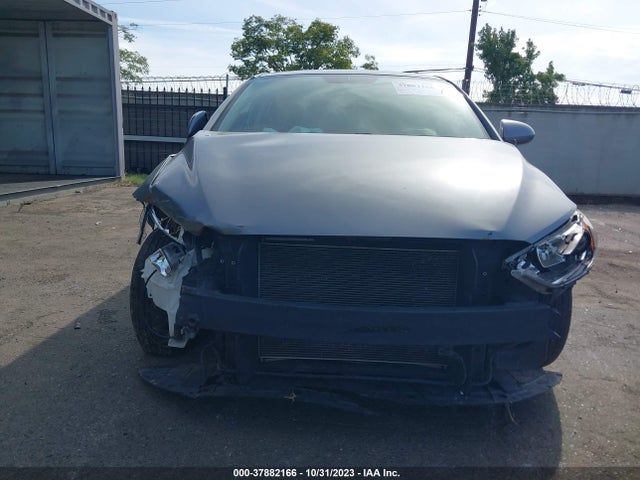 Hyundai ELANTRA SE 2018 KMHD74LF0JU449849 Image 11
