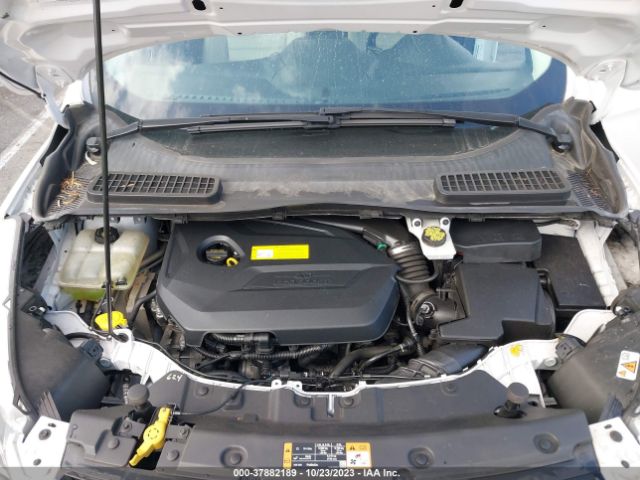 1FMCU9JX9GUB35820 Ford Escape Titanium
