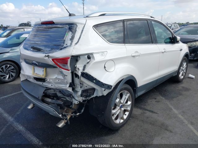 1FMCU9JX9GUB35820 Ford Escape Titanium