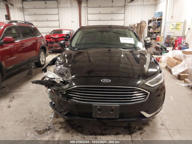 3FA6P0MU4KR117544 Ford Fusion Hybrid Sel