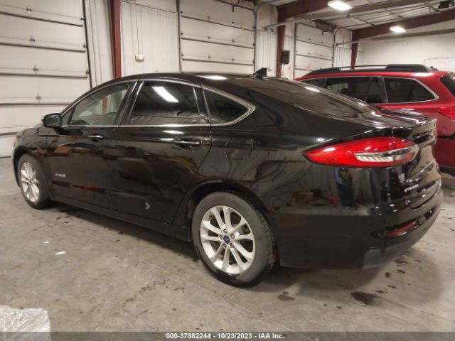 3FA6P0MU4KR117544 Ford Fusion Hybrid Sel