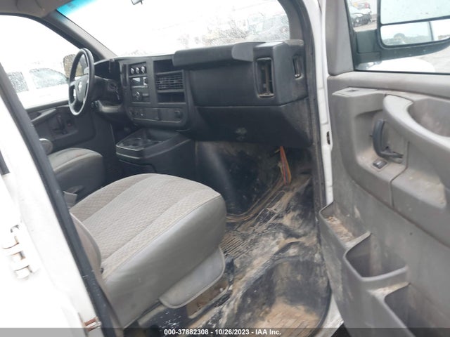 Chevrolet Express 3500 Work Van 2015 1GCZGTCF1F1228628 Image 5