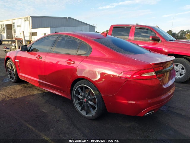 2015 JAGUAR XF SAJWJ0FF9F8U53077 Photo 2