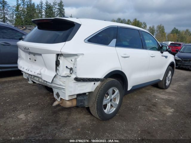 5XYRGDLC0NG084130 KIA SORENTO LX