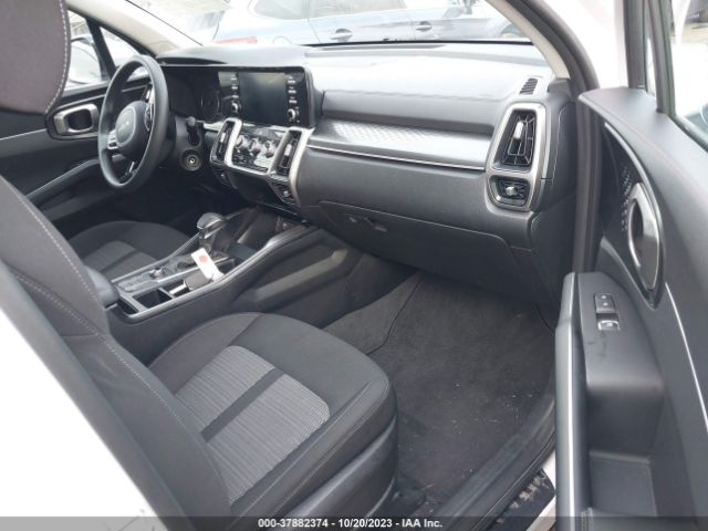 5XYRGDLC0NG084130 KIA SORENTO LX