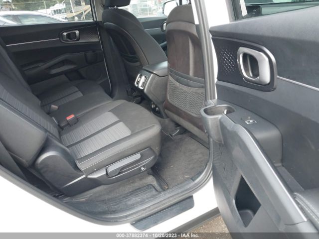 5XYRGDLC0NG084130 KIA SORENTO LX