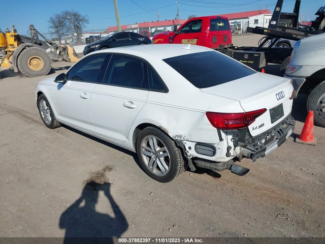 WAUGNAF48HN058143 Audi A4 PREMIUM