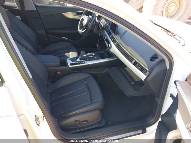 WAUGNAF48HN058143 Audi A4 PREMIUM