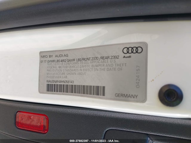 WAUGNAF48HN058143 Audi A4 PREMIUM