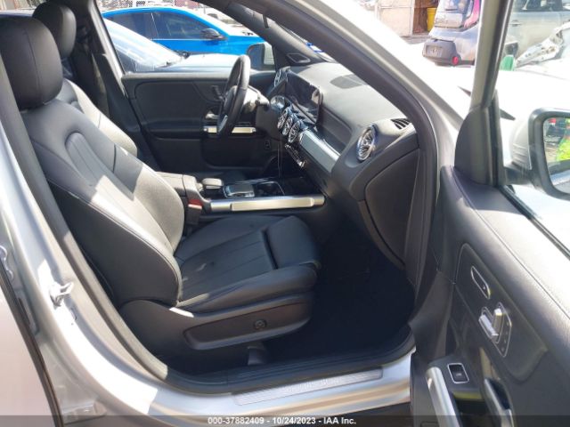 2020 MERCEDES-BENZ GLB 250 W1N4M4HB8LW025404 Photo 4