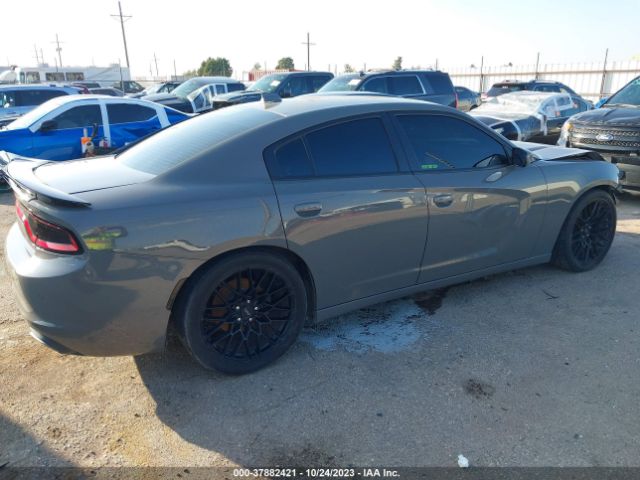 2C3CDXHG6JH135643 Dodge Charger Sxt Plus Rwd
