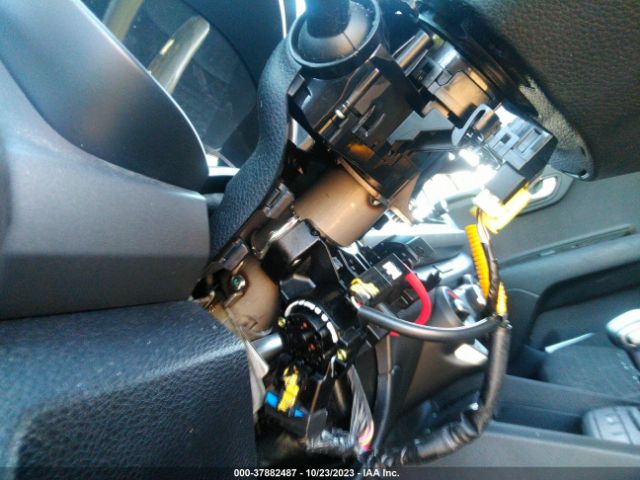 3KPA25ABXKE208523 KIA Rio 5-door S