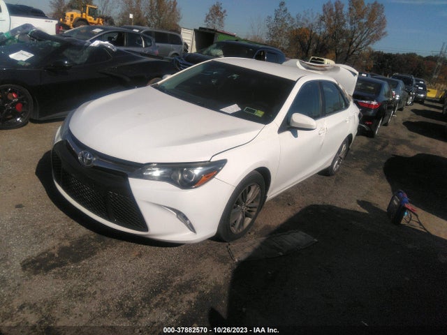 Toyota CAMRY SE 2015 4T1BF1FK6FU957901 Image 2