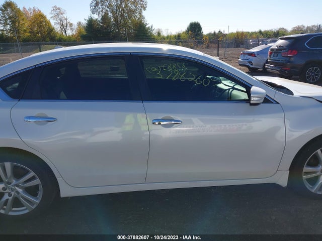 2013 NISSAN ALTIMA 3.5 SL VIN: 1N4BL3APXDC243239