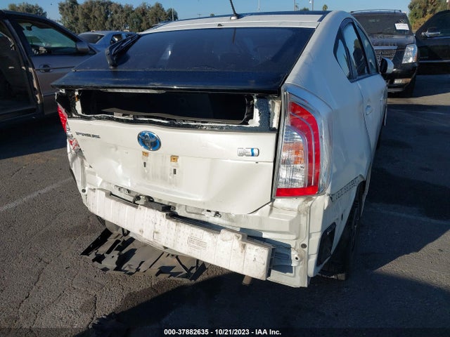 Toyota Prius Four/five/three/one/two 2014 JTDKN3DUXE1818135 Image 16