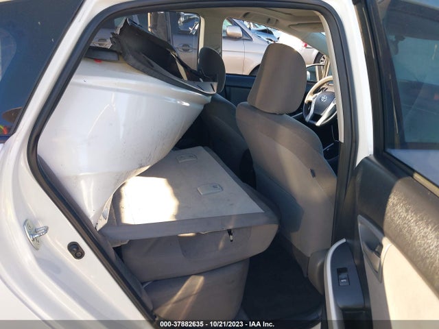 Toyota Prius Four/five/three/one/two 2014 JTDKN3DUXE1818135 Image 8