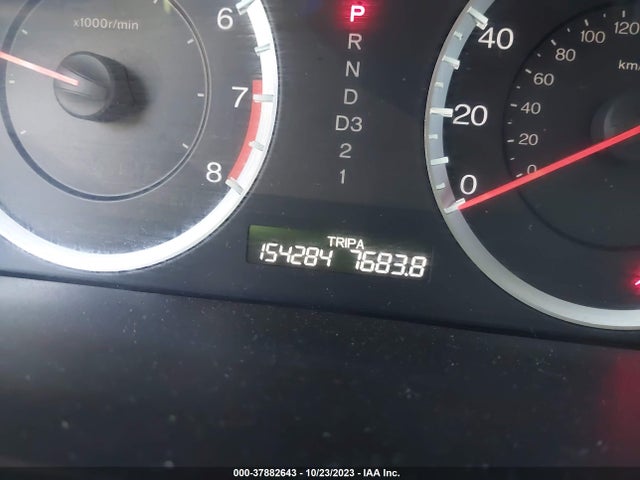 2010 HONDA ACCORD SDN LX VIN: 1HGCP2F35AA136465