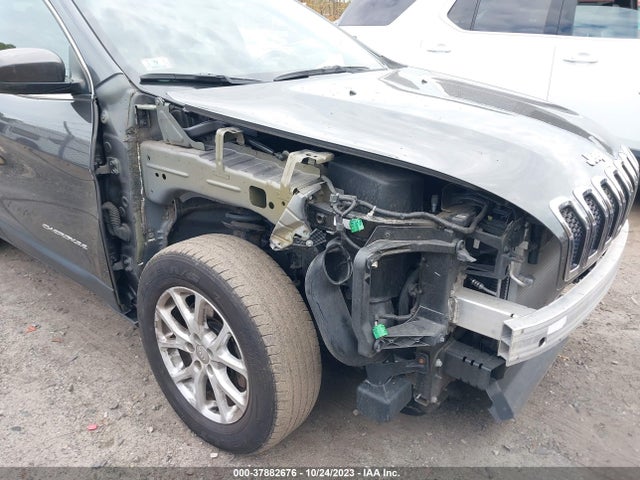 2016 JEEP CHEROKEE LATITUDE VIN: 1C4PJMCS5GW331566