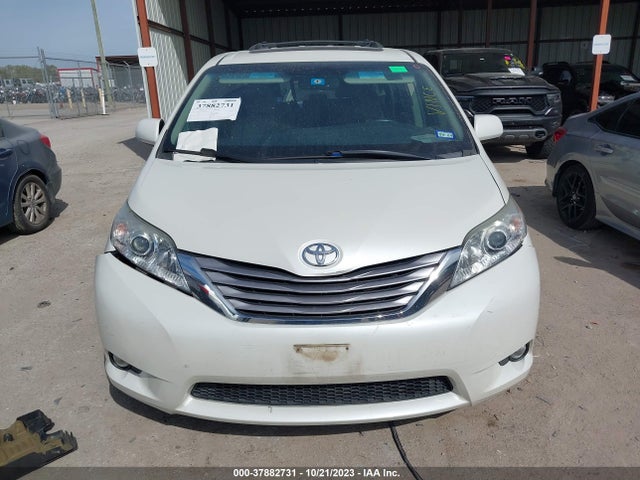 2016 TOYOTA SIENNA XLE PREMIUM 8 PASSENGER VIN: 5TDYK3DC8GS764334