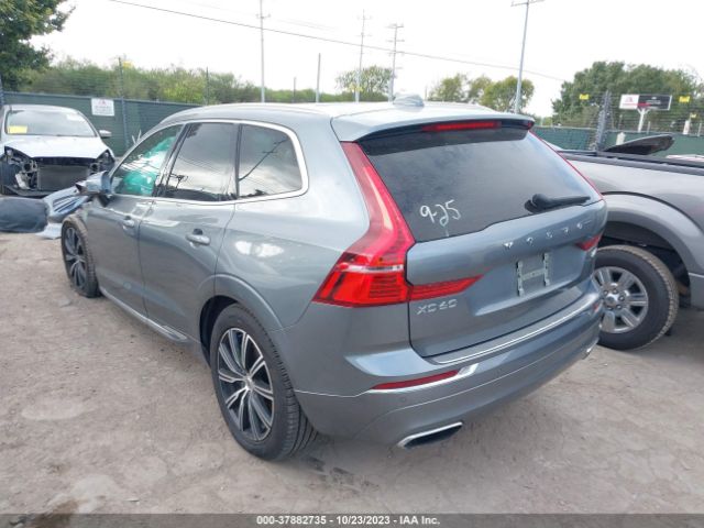 2021 VOLVO XC60 YV4A22RL9M1765891 Photo 2