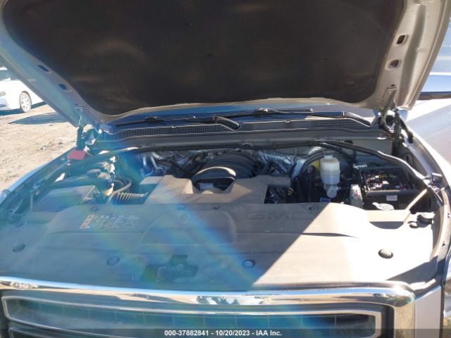 1GKS1GKC6JR105875 GMC Yukon Xl Slt