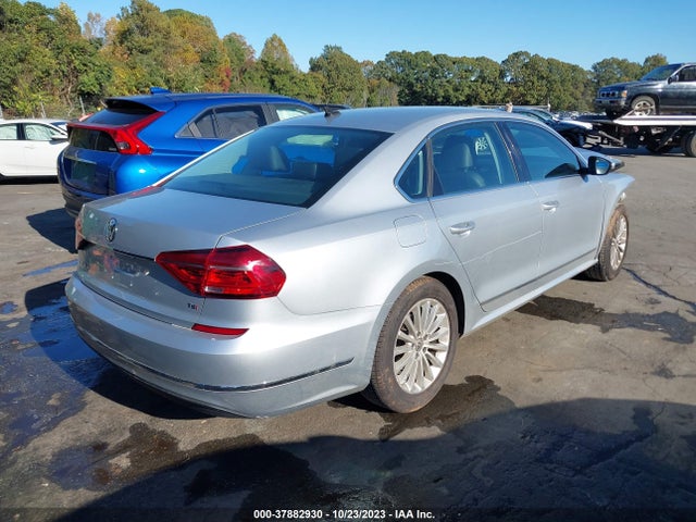 1VWBS7A36GC042862 Volkswagen Passat 1.8t Se