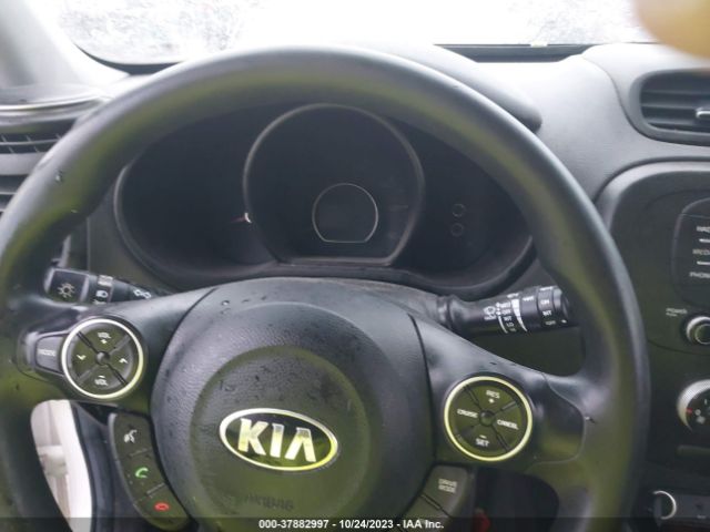 KNDJN2A23K7006497 KIA Soul Base