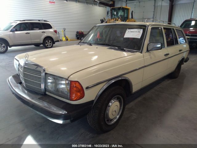 1982 MERCEDES-BENZ 300 WDBAB93A9CN007820 Photo 1