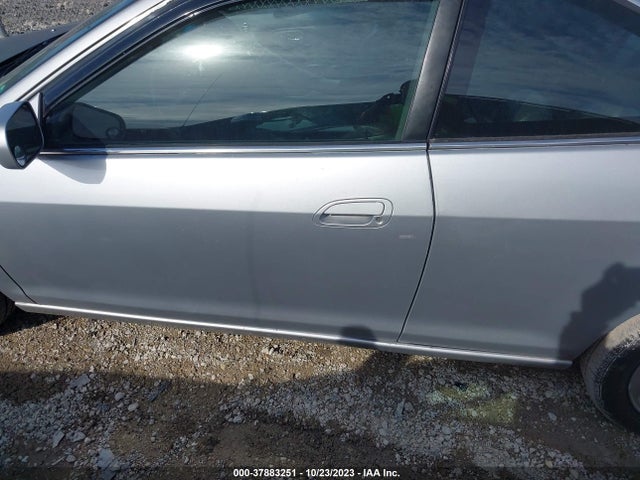 2000 HONDA ACCORD CPE EX W/LEATHER VIN: 1HGCG2258YA018931