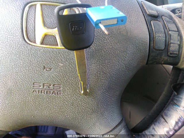 2008 HONDA ODYSSEY LX VIN: 5FNRL382X8B093516