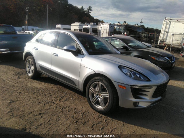 2016 PORSCHE MACAN WP1AB2A5XGLB59135 Photo 0