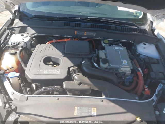 3FA6P0SU1ER316588 Ford Fusion Energi Titanium