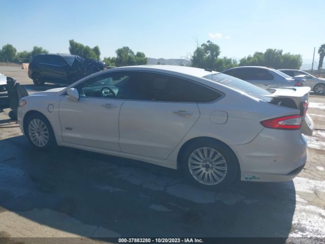 3FA6P0SU1ER316588 Ford Fusion Energi Titanium